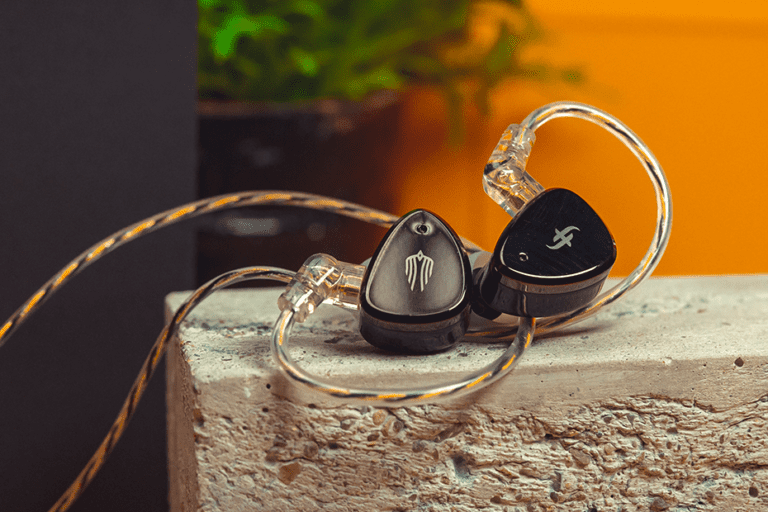 Simgot EM6L Phoenix IEM in-ear monitors