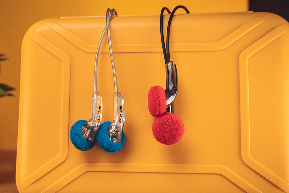 Venture Electronic VE Monk Plus earbuds